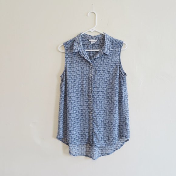 H&M Tops - Flowy button tank top - Large 10
